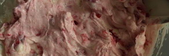 запеченные сырники с ягодно-кремовой начинкой