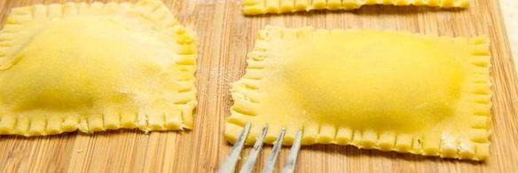 равиоли с рикоттой и шпинатом