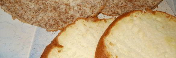 бисквитный торт с орехово-смородиновой ноткой