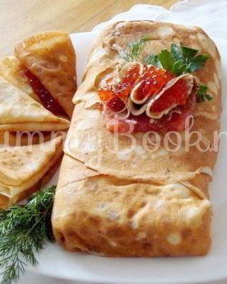 Блинный торт с форелью