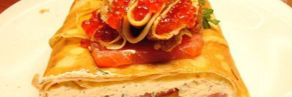 блинный торт с форелью