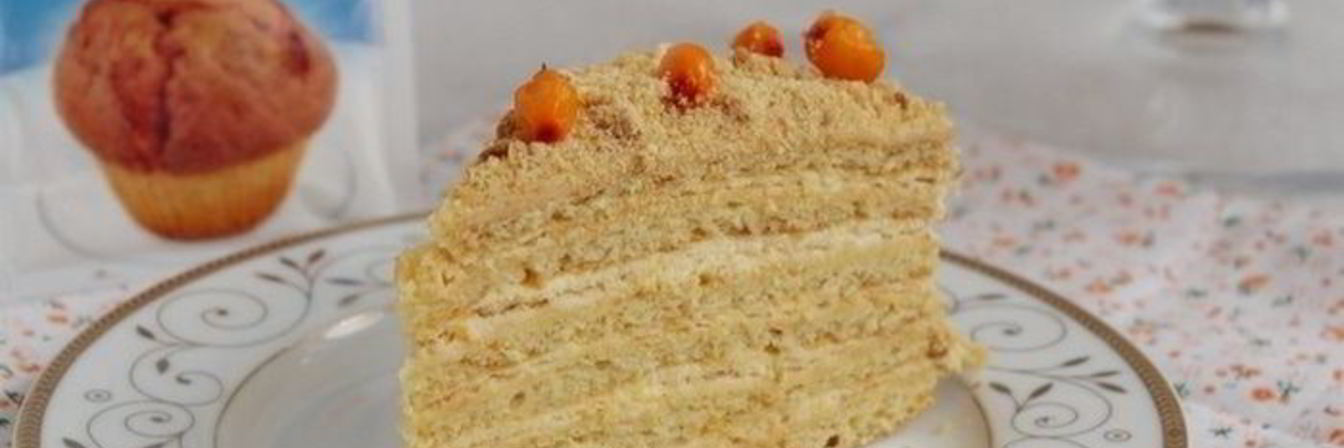 Медовик с облепихой