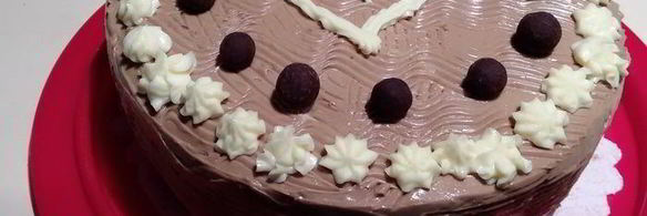 торт с муссом крем-брюле из мороженого ко дню святых петра и февронии