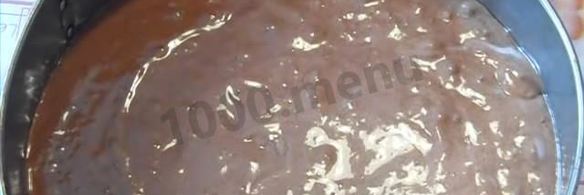 торт цифра 8 с цветами из фруктов