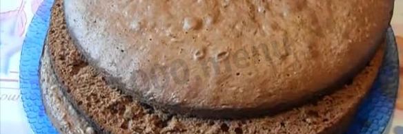 торт цифра 8 с цветами из фруктов