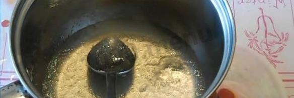 торт цифра 8 с цветами из фруктов