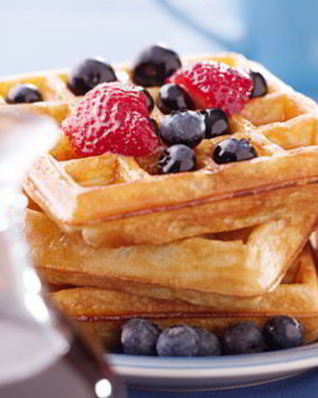 Брюссельские вафли со свежими ягодами