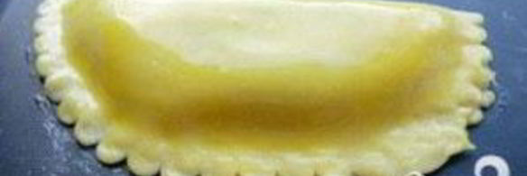 яблочные конвертики с миндалем и изюмом