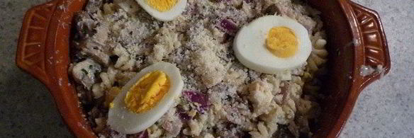 быстрая запеканка с макаронами, грибами и яйцами