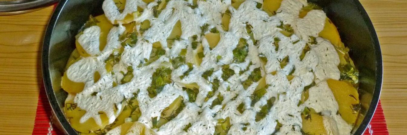 Картофельная запеканка на сковороде