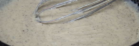 картофельная запеканка с соусом