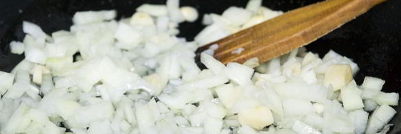 картофельная запеканка с соусом