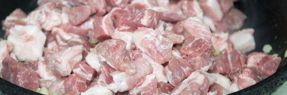 картофельная запеканка с соусом