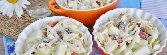 лапшевник детский с яблоком и изюмом