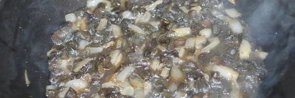 овощная запеканка с грибной подливой