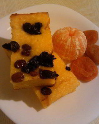 Творожная запеканка с черносливом