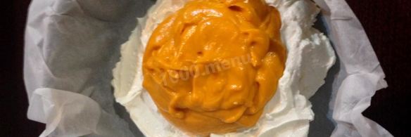 творожная запеканка с замороженными ягодами и тыквой