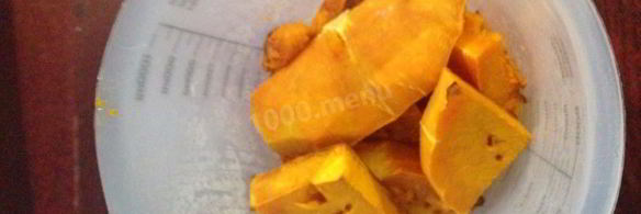 творожная запеканка с замороженными ягодами и тыквой