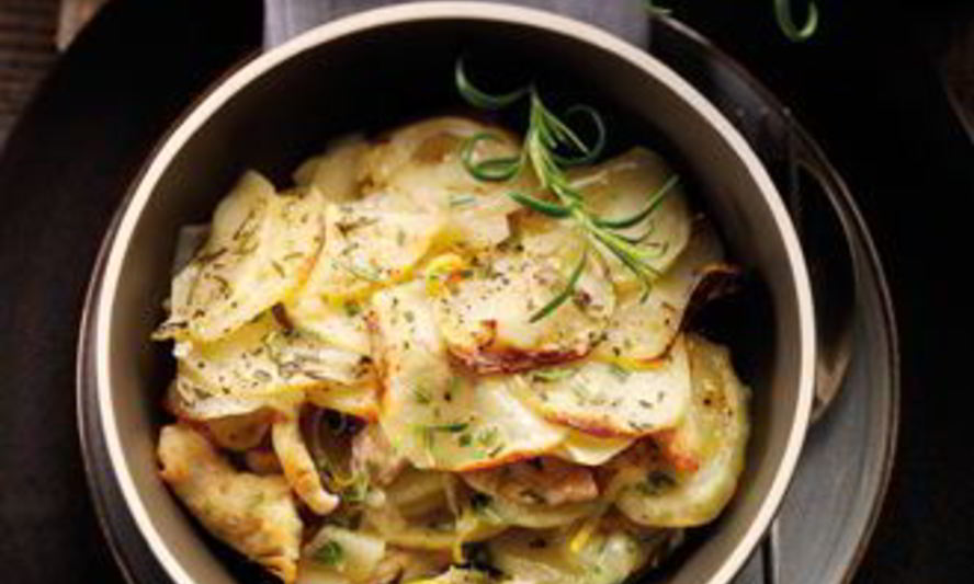 Рецепт запеканки из курицы и картофеля с розмарином
