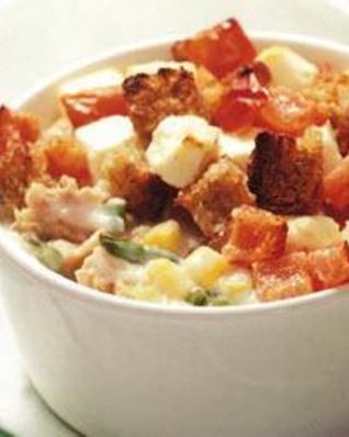 Запеканка из тунца с овощами и брынзой