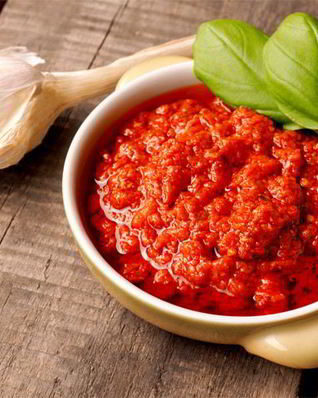 Домашняя аджика из помидор без варки