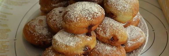 донаты с малиновым джемом