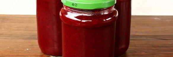 густой джем из вишни