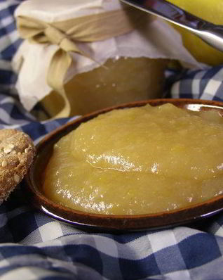 Лимонный джем с яблоками и Куантро