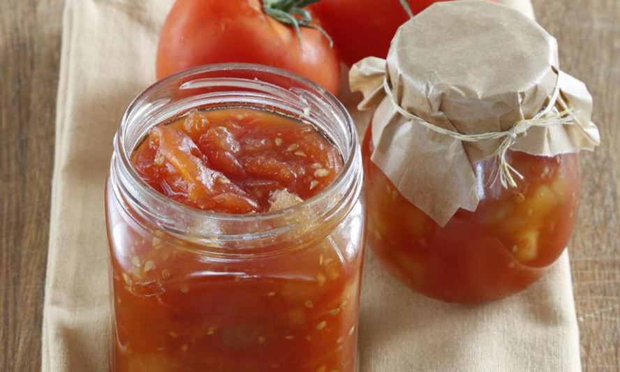 Рецепт пряного томатного джема с яблоками