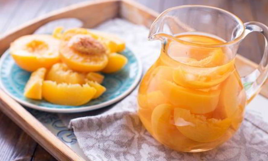 Рецепт компота из персиков