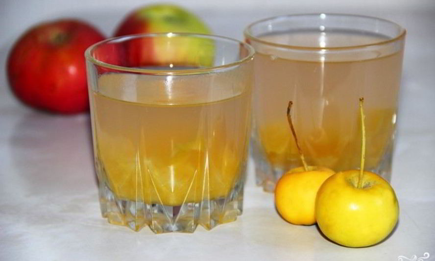 Рецепт компота из свежих яблок