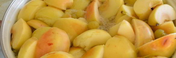 компот из яблок и винограда