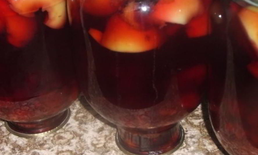 Рецепт компота сливово-яблочный