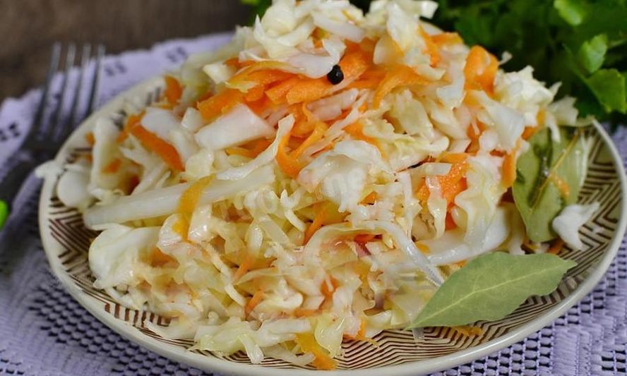 Рецепт маринованной капусты горячим рассолом