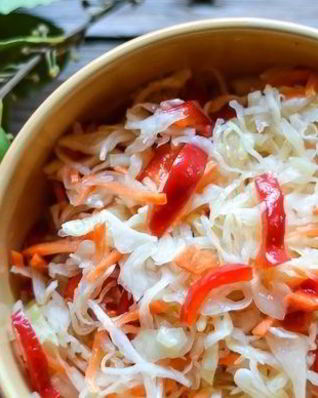 Маринованная капуста с луком