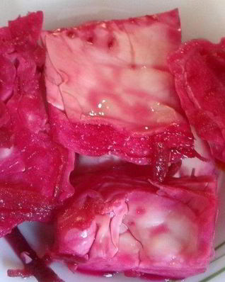 Маринованная капуста со свеклой за сутки