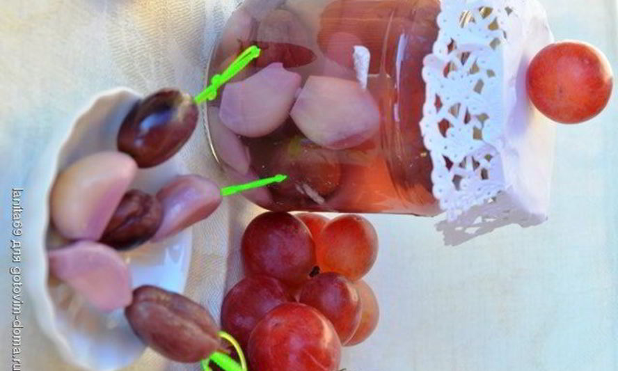 Рецепт маринованного чеснока с виноградома