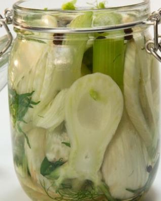 Маринованный фенхель с тархуном