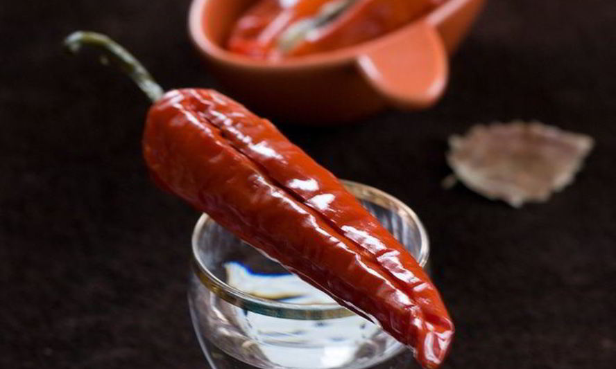 Рецепт маринованного перца с селедкой