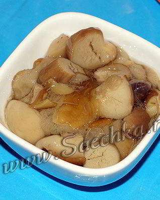 Маринованные грибы