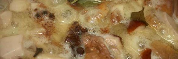 маринованные подосиновики и белые грибы