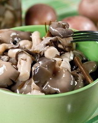 Маринованные вешенки