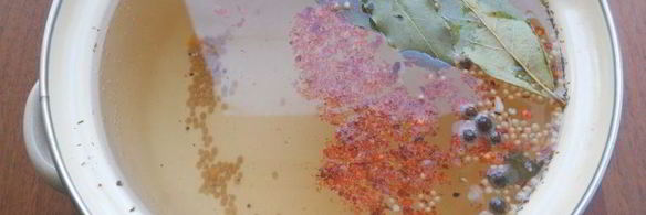 огурцы маринованные с зернами горчицы и паприкой на зиму