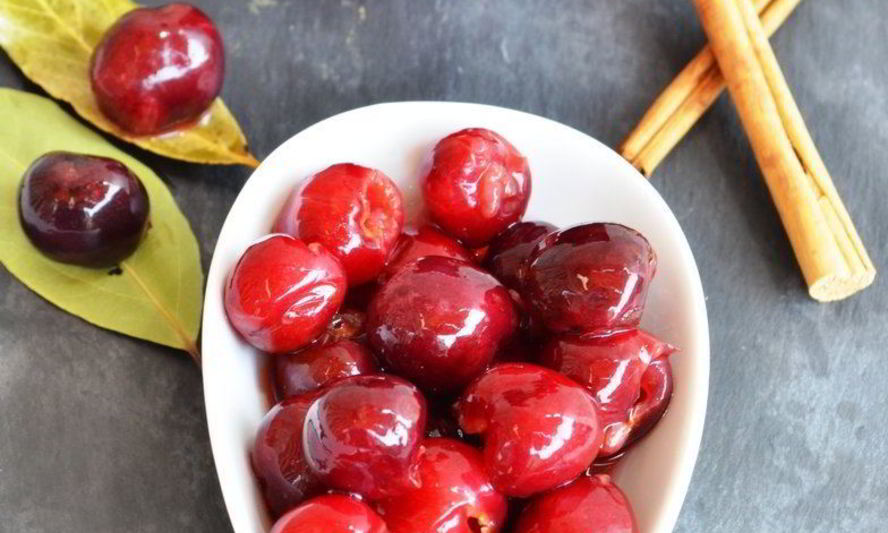 Рецепт пряной маринованной черешни