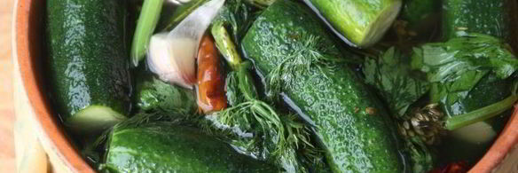 малосольные огурцы в минеральной воде на зиму