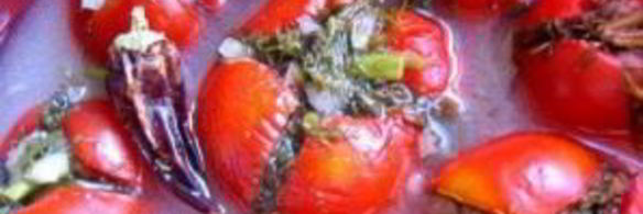 малосольные помидоры с чесноком и зеленью