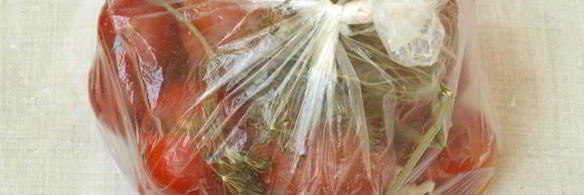 малосольные помидоры в пакете