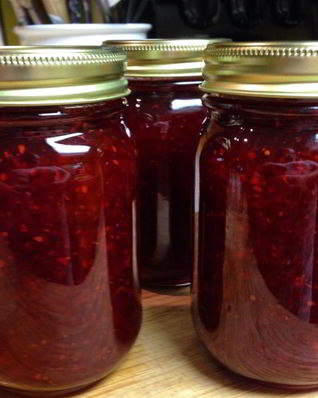 Малиновое варенье из зеленых помидоров