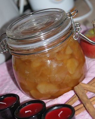 Яблочное варенье с корицей