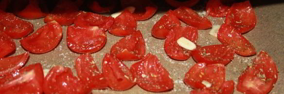 вяленые помидоры в оливковом масле с чесноком и травами